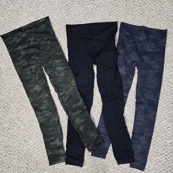 Spanx Leggings Bundle (3) Small - Picture 1 of 16